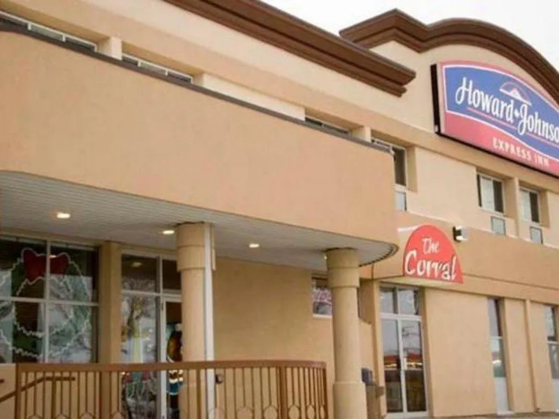 *** Hotel Howard Johnson By Wyndham Winnipeg West Canada