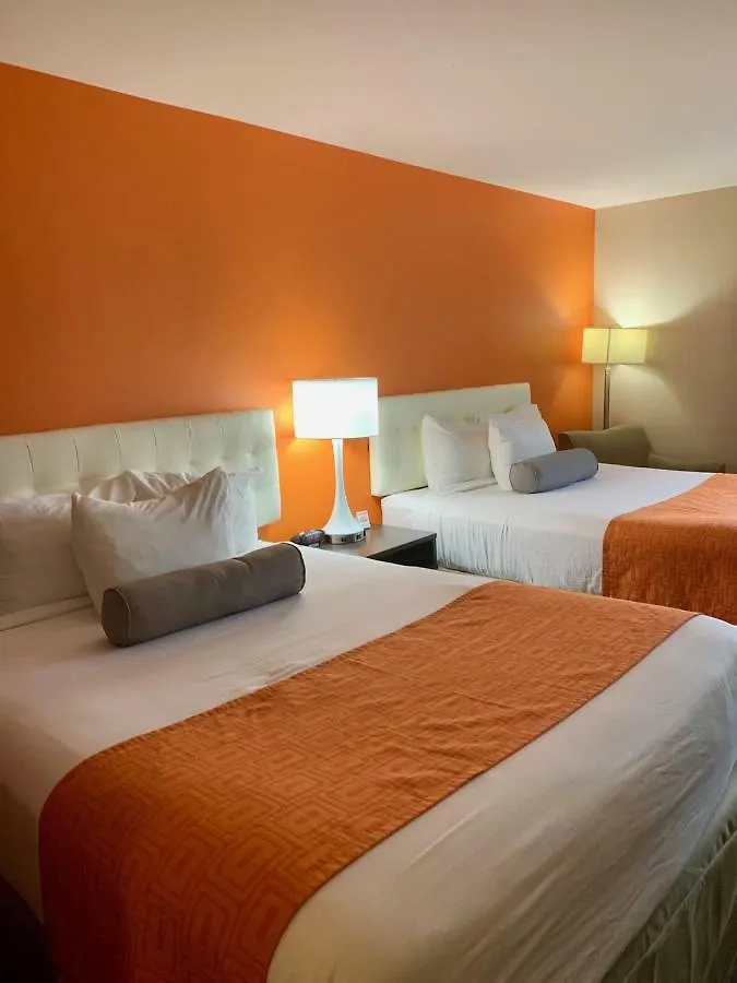 Howard Johnson By Wyndham Winnipeg West Canada